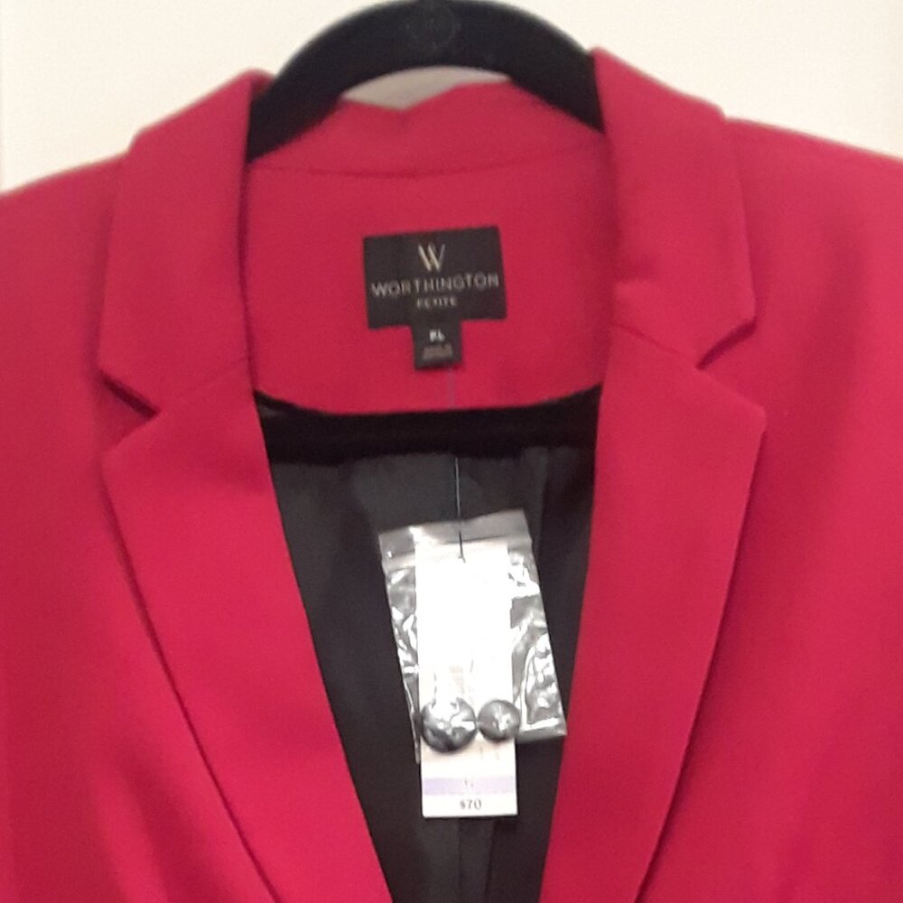 Red Jacket - Picture 2 of 12